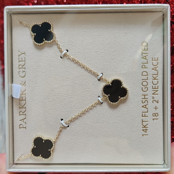 NWT ❗️  Parker & Grey  14 kt flash gold plated necklace 4 clover lucky charms - Picture 8 of 8